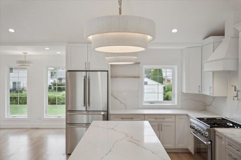 Tiny photo for 191 W Millers Road, Des Plaines, IL 60016 (MLS # 12465258)