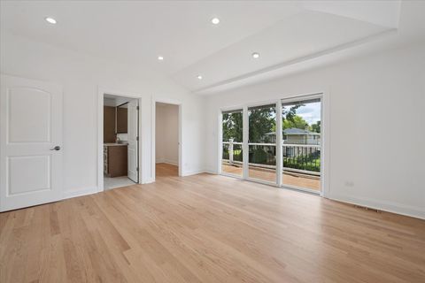 Tiny photo for 191 W Millers Road, Des Plaines, IL 60016 (MLS # 12465258)