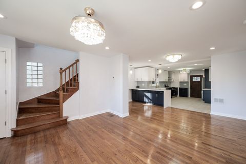 Tiny photo for 9708 S Ellis Avenue, Chicago, IL 60628 (MLS # 12506368)