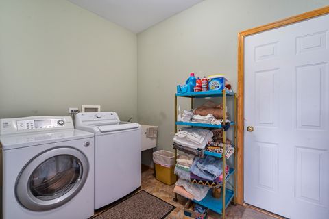Tiny photo for 16343 Pioneer Parkway, Lockport, IL 60441 (MLS # 12458481)