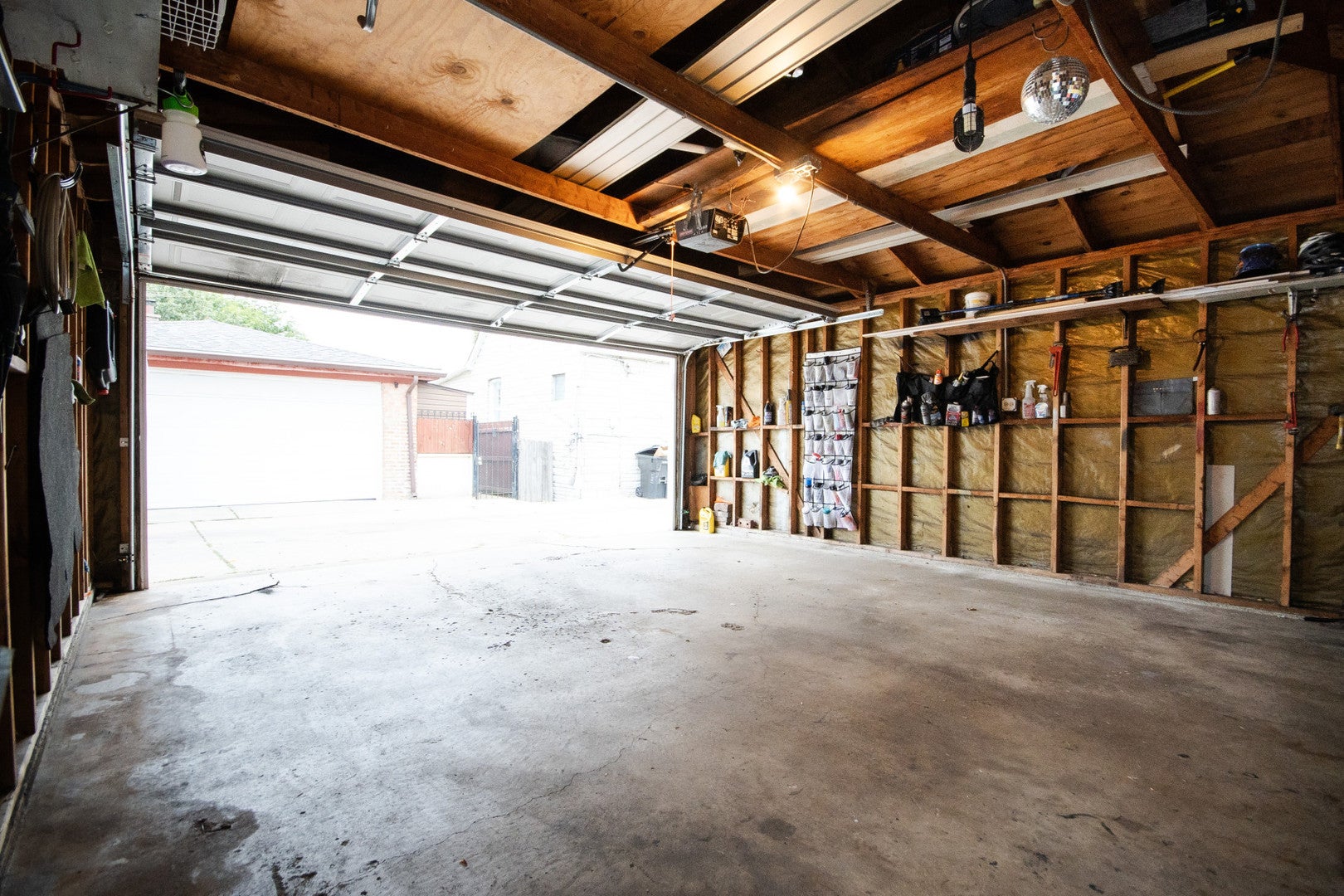 2242 N Narragansett Avenue