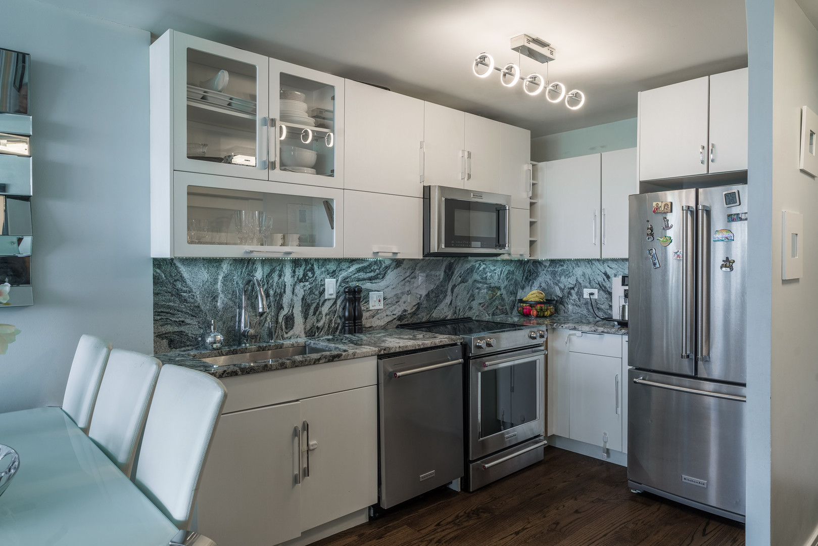 Chicago, Illinois 60640, United States, 1 Bedroom Bedrooms, ,1 BathroomBathrooms,Residential,Active,147941