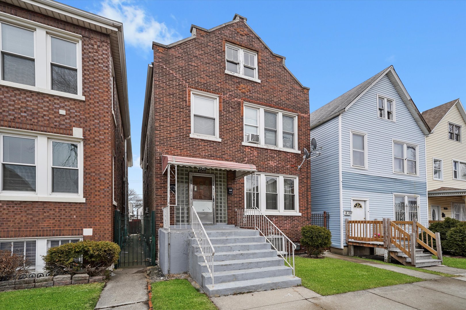 4549 S Washtenaw Avenue