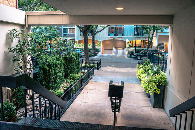 1339 N Dearborn Street 4A