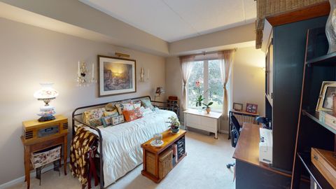 Tiny photo for 12900 W Heiden Circle #4310, Lake Bluff, IL 60044 (MLS # 12494119)