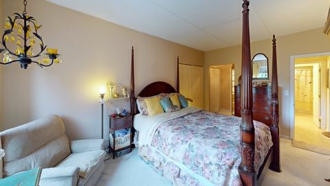 Tiny photo for 12900 W Heiden Circle #4310, Lake Bluff, IL 60044 (MLS # 12494119)