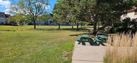 Tiny photo for 12900 W Heiden Circle #4310, Lake Bluff, IL 60044 (MLS # 12494119)