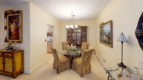 Tiny photo for 12900 W Heiden Circle #4310, Lake Bluff, IL 60044 (MLS # 12494119)