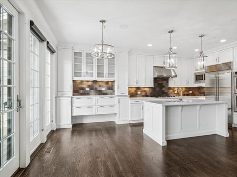 Tiny photo for 1775 Westbridge Circle, Lake Forest, IL 60045 (MLS # 12489903)