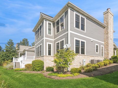 Tiny photo for 1775 Westbridge Circle, Lake Forest, IL 60045 (MLS # 12489903)