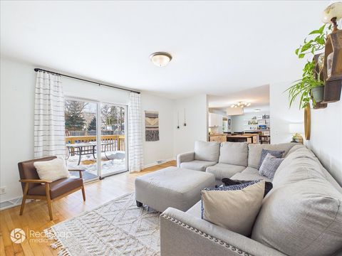 Tiny photo for 34070 N Lilac Avenue, Grayslake, IL 60030 (MLS # 12550327)