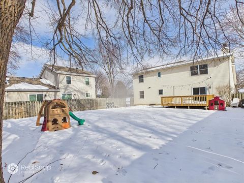 Tiny photo for 34070 N Lilac Avenue, Grayslake, IL 60030 (MLS # 12550327)