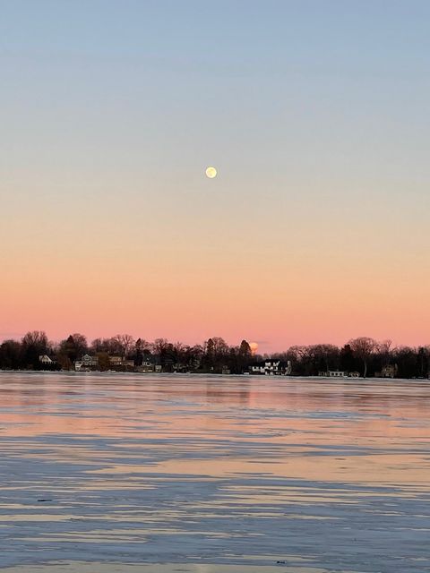 Tiny photo for 34070 N Lilac Avenue, Grayslake, IL 60030 (MLS # 12550327)