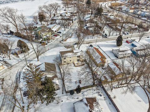 Tiny photo for 34070 N Lilac Avenue, Grayslake, IL 60030 (MLS # 12550327)