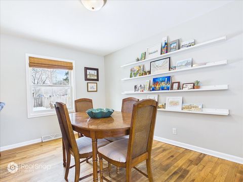 Tiny photo for 34070 N Lilac Avenue, Grayslake, IL 60030 (MLS # 12550327)