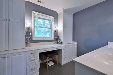 Tiny photo for 823 Milbeck Avenue, Elk Grove Village, IL 60007 (MLS # 12702223)