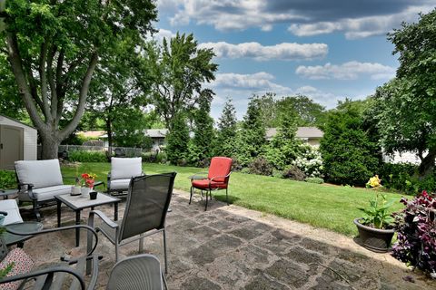 Tiny photo for 823 Milbeck Avenue, Elk Grove Village, IL 60007 (MLS # 12702223)