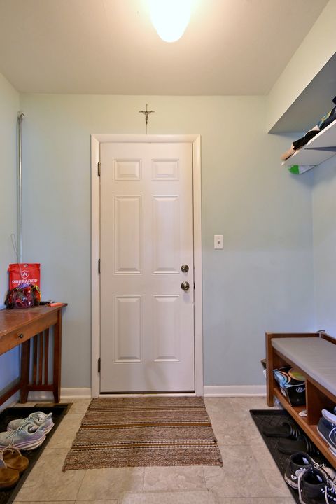 Tiny photo for 823 Milbeck Avenue, Elk Grove Village, IL 60007 (MLS # 12702223)