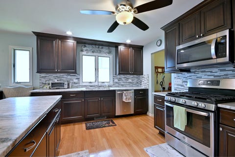Tiny photo for 823 Milbeck Avenue, Elk Grove Village, IL 60007 (MLS # 12702223)