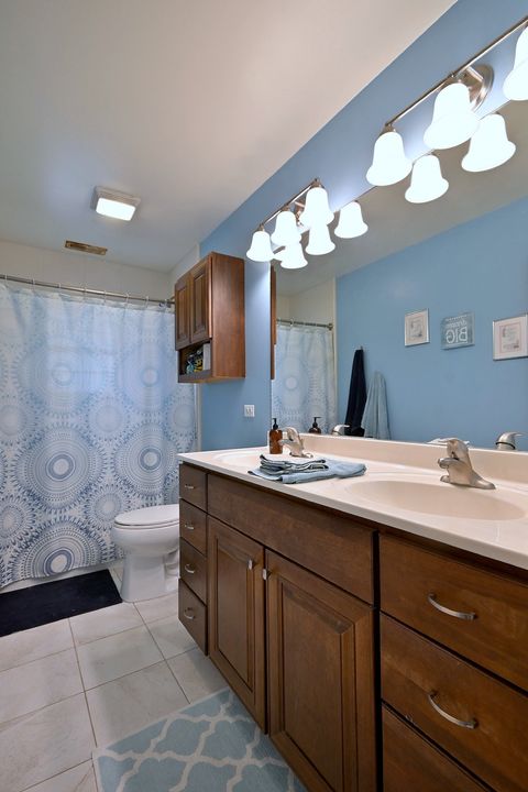 Tiny photo for 823 Milbeck Avenue, Elk Grove Village, IL 60007 (MLS # 12702223)
