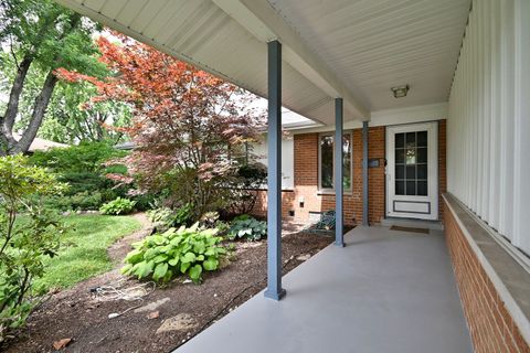 Tiny photo for 823 Milbeck Avenue, Elk Grove Village, IL 60007 (MLS # 12702223)