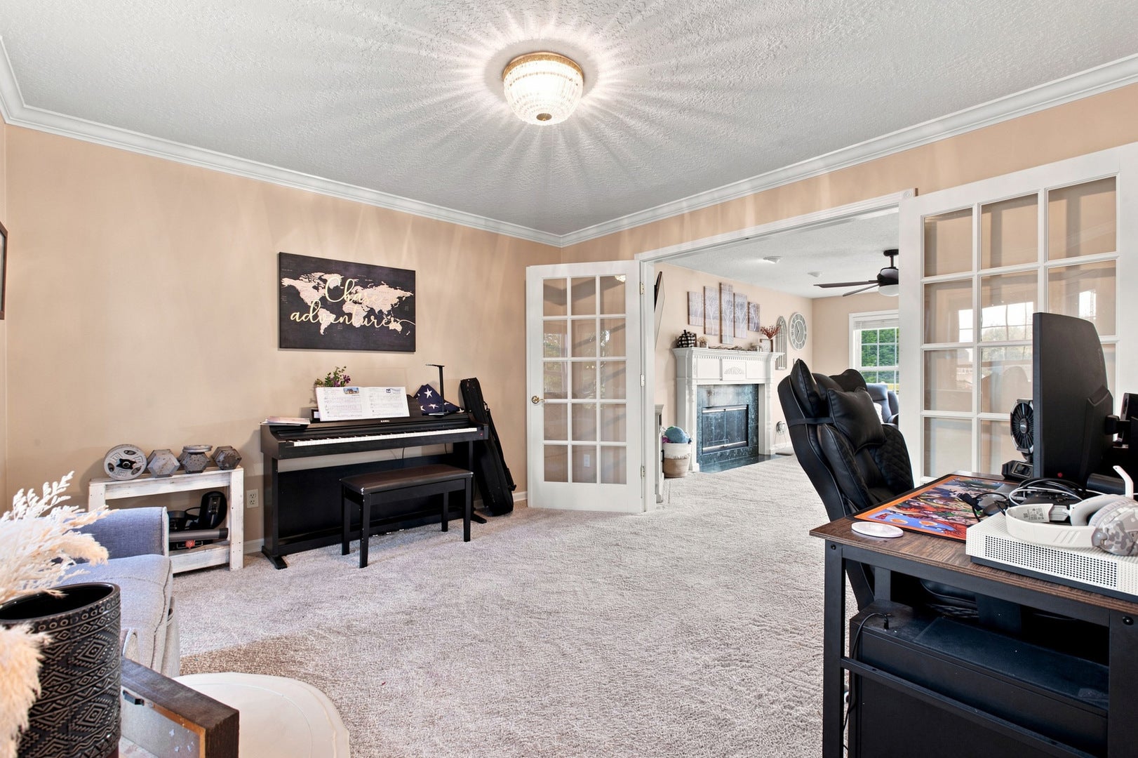 1521 Broadmoor