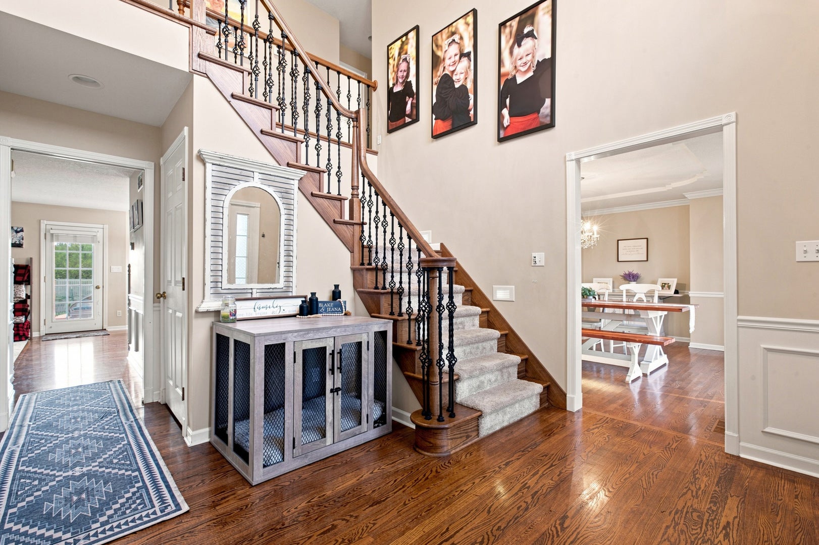 1521 Broadmoor