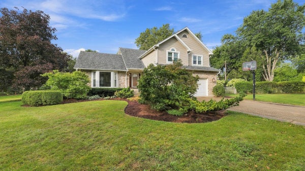 7810 REGENCY GROVE DR, DARIEN, IL 60561 - Image 9a975e113f26f0c7ebeda0d2b0d191a0/3466979025