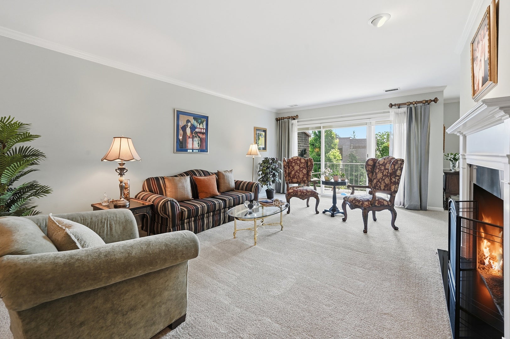 6 Oak Brook Club Drive J308