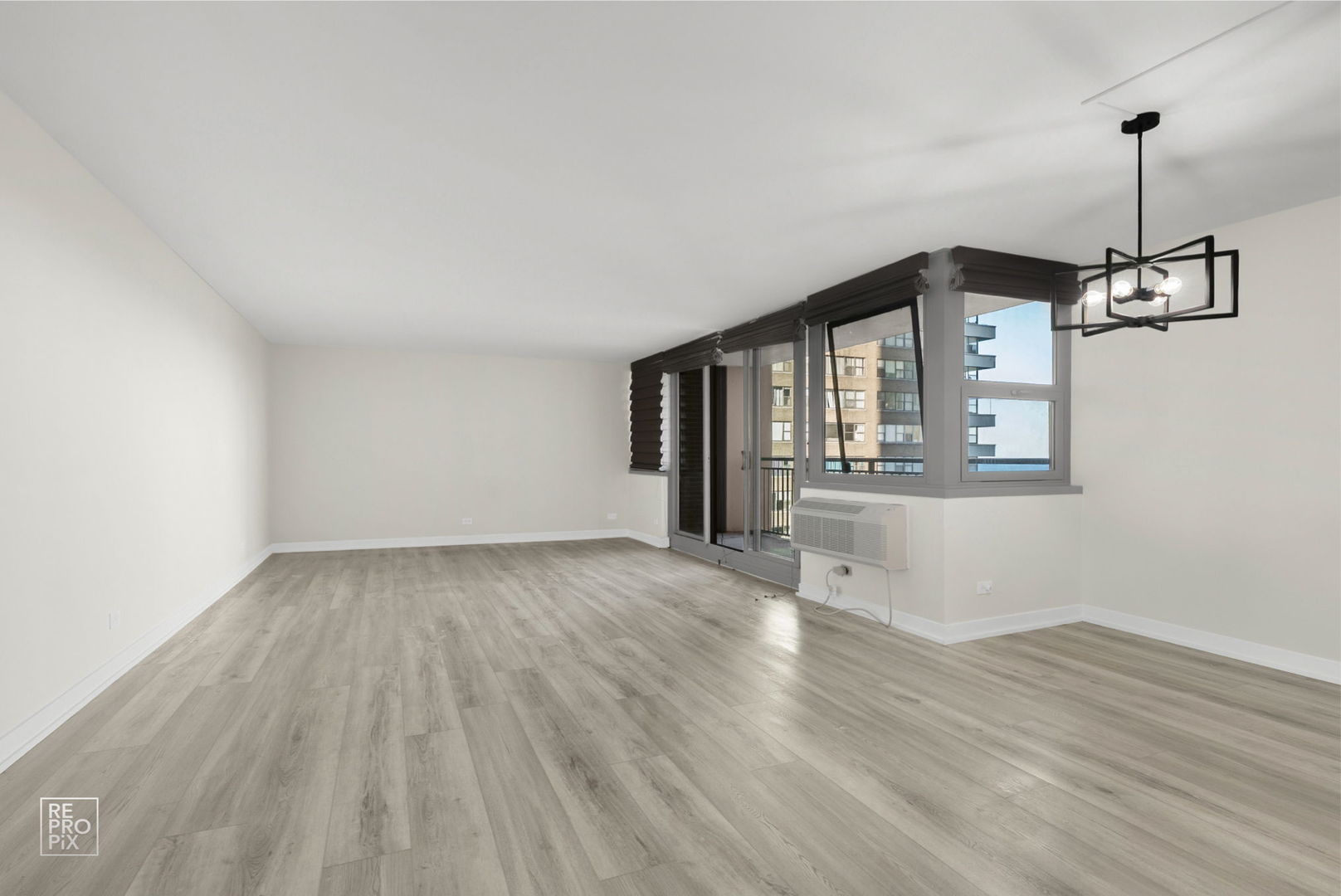 6147 N Sheridan Road 7A