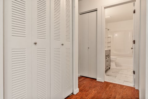 Tiny photo for 571 Newport Court, Island Lake, IL 60042 (MLS # 12731427)