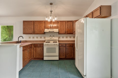 Tiny photo for 571 Newport Court, Island Lake, IL 60042 (MLS # 12731427)