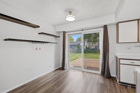 Tiny photo for 3287 RUMFORD Court, Aurora, IL 60504 (MLS # 12655992)