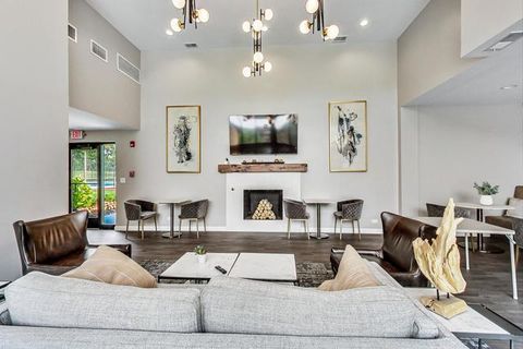 Tiny photo for 2000 Chestnut Avenue #407, Glenview, IL 60025 (MLS # 12491171)
