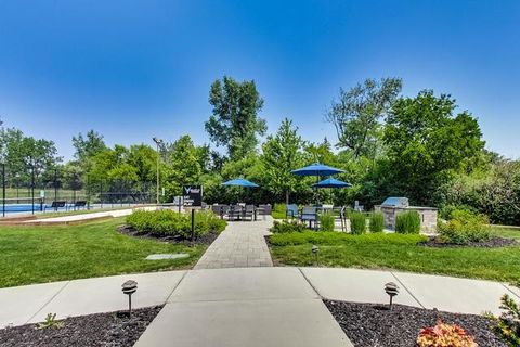 Tiny photo for 2000 Chestnut Avenue #407, Glenview, IL 60025 (MLS # 12491171)