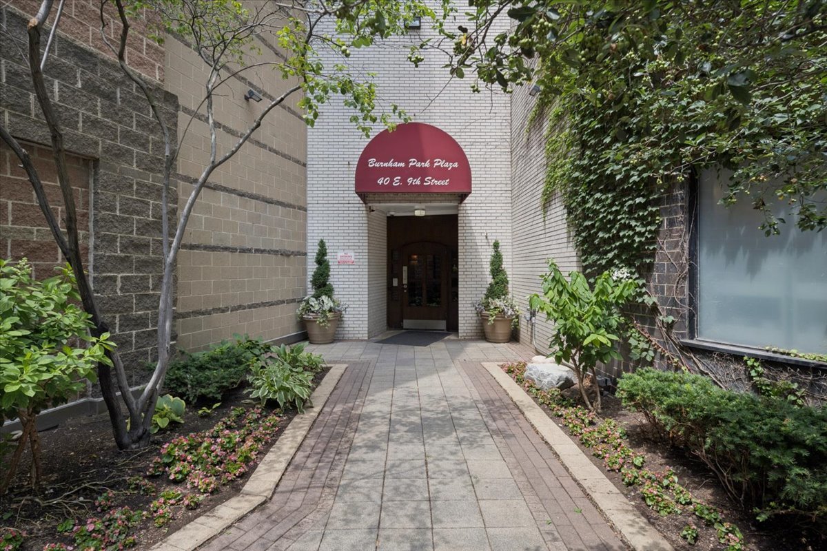 40 E 9th Street 1512