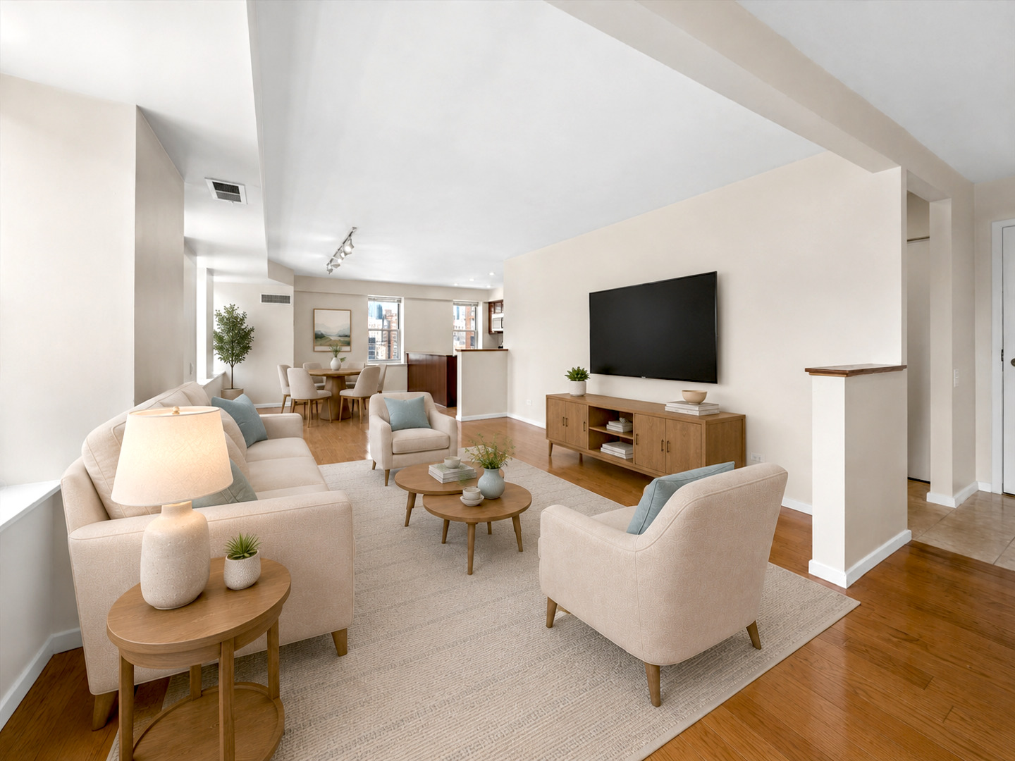 40 E 9th Street 1512