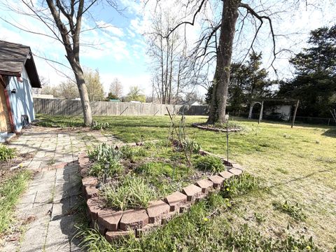 Tiny photo for 43 Ridge Road, Centralia, IL 62801 (MLS # 12605964)