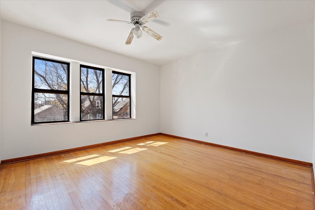 3558 W Cortland Street 3