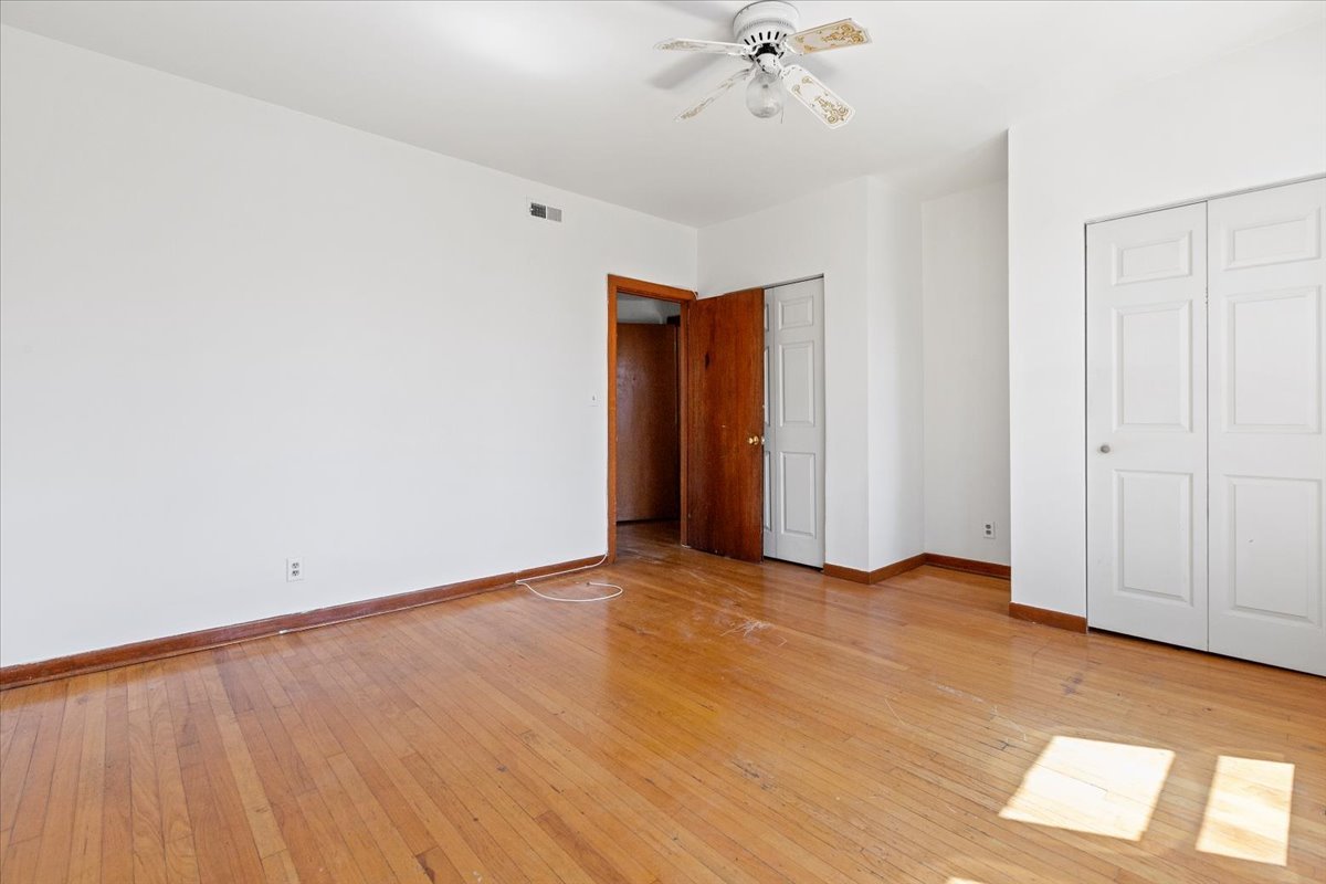 3558 W Cortland Street 3