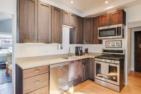 Tiny photo for 600 S Greenwood Avenue, Park Ridge, IL 60068 (MLS # 12501502)