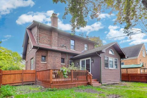 Tiny photo for 600 S Greenwood Avenue, Park Ridge, IL 60068 (MLS # 12501502)