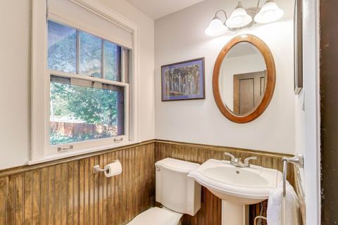 Tiny photo for 600 S Greenwood Avenue, Park Ridge, IL 60068 (MLS # 12501502)