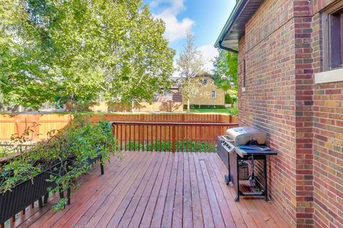 Tiny photo for 600 S Greenwood Avenue, Park Ridge, IL 60068 (MLS # 12501502)