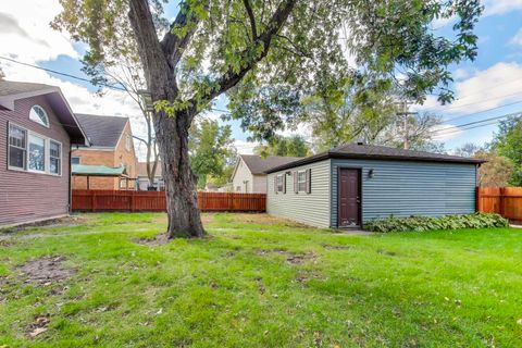 Tiny photo for 600 S Greenwood Avenue, Park Ridge, IL 60068 (MLS # 12501502)