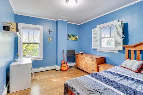 Tiny photo for 600 S Greenwood Avenue, Park Ridge, IL 60068 (MLS # 12501502)