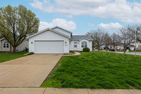 Photo of 1500 Green Trails Drive, Plainfield, IL 60586 (MLS # 12621153)