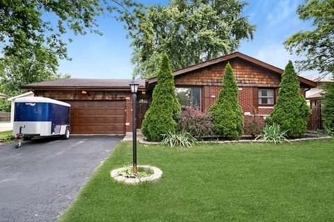 A home in Oak Forest