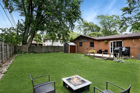 A home in Oak Forest