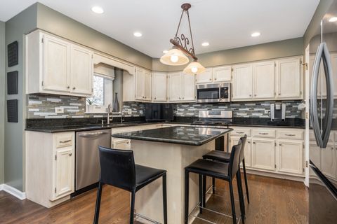 Tiny photo for 2347 Wilmington Court, Naperville, IL 60565 (MLS # 12577185)